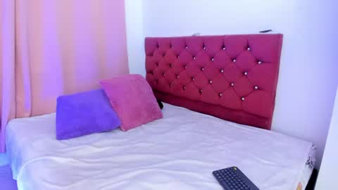 Violet online show from 07-12-26, 10:45