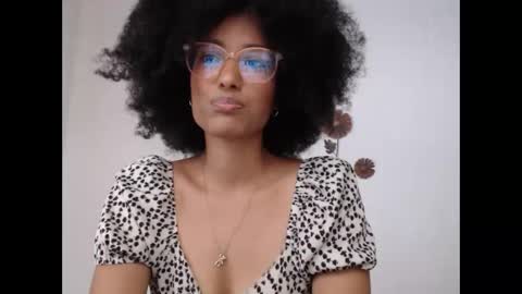 viiolettaaa online show from 06-01-26, 09:49
