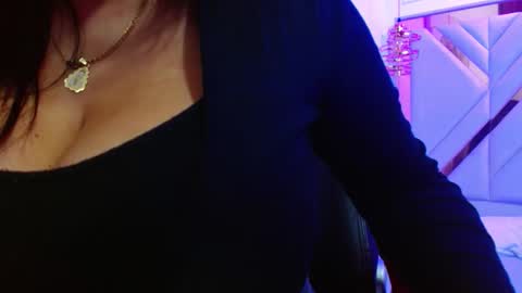 viioleta online show from 03-18-26, 12:19