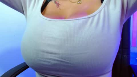 viioleta online show from 04-23-26, 12:29