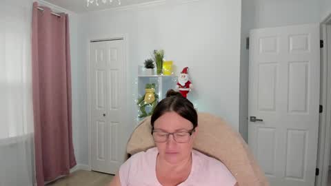 Ukrainian-woman online show from 12-10-24, 03:55