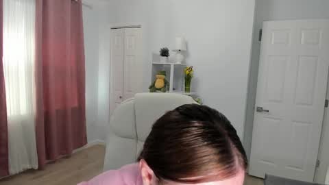 Ukrainian-woman online show from 03-08-25, 04:50