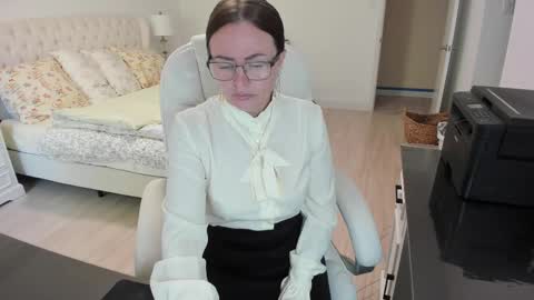 Ukrainian-woman online show from 09-09-25, 02:38