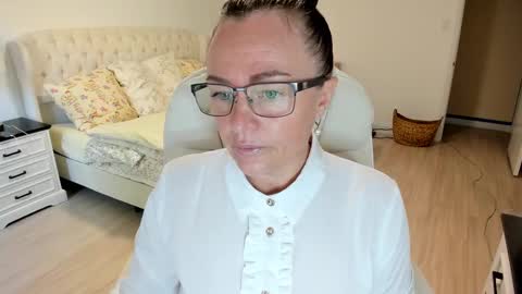 Ukrainian-woman online show from 09-12-25, 12:49