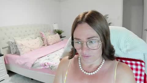 Ukrainian-woman online show from 07-28-26, 12:48