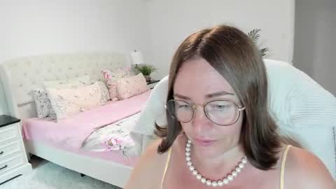 Ukrainian-woman online show from 07-28-26, 02:13