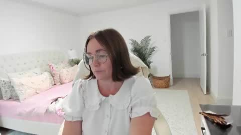 Ukrainian-woman online show from 07-28-26, 06:20