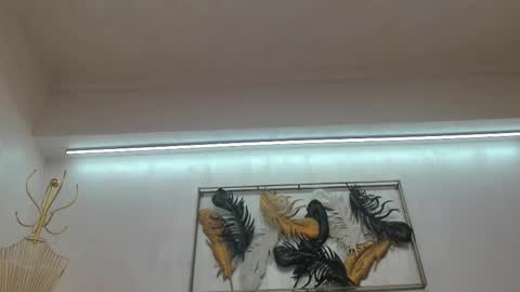 vikafever online show from 10-27-25, 05:00