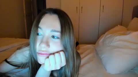 Vika   online show from 06-12-26, 10:08