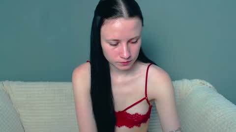 Snapshot of viki_kelt chatting on 12-16-24, 11:28 Viki Kelt online show from 12-16-24, 11:28