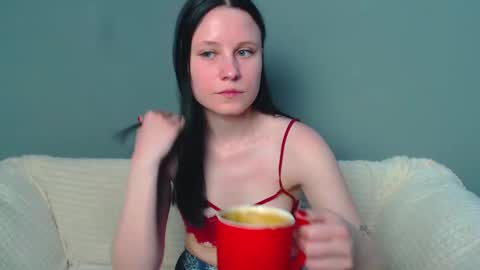 Snapshot of viki_kelt chatting on 03-06-25, 03:13 Viki Kelt online show from 03-06-25, 03:13