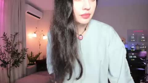 Viki Bellson online show from 06-13-26, 07:23