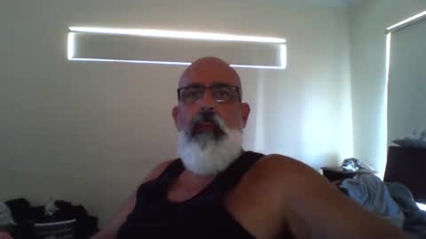 Snapshot of viking666aaa chatting on 01-01-25, 01:26 Viking666 here to play not to pay ladies online show from 01-01-25, 01:26