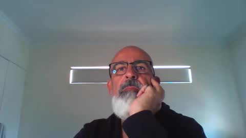 Snapshot of viking666aaa chatting on 02-12-26, 03:56 Viking666 here to play not to pay ladies online show from 02-12-26, 03:56