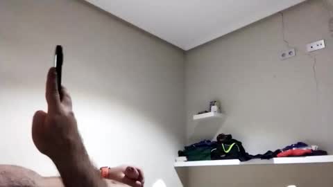 Snapshot of vikingo3333893888 chatting on 09-24-25, 02:20 Vikingo online show from 09-24-25, 02:20