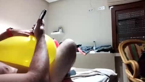 Snapshot of vikingo3333893888 chatting on 10-19-25, 02:18 Vikingo online show from 10-19-25, 02:18