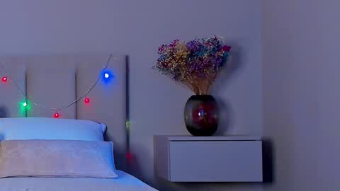 VIKKI online show from 01-05-25, 06:24