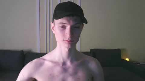 Snapshot of viksons chatting on 12-25-24, 03:28 Max online show from 12-25-24, 03:28