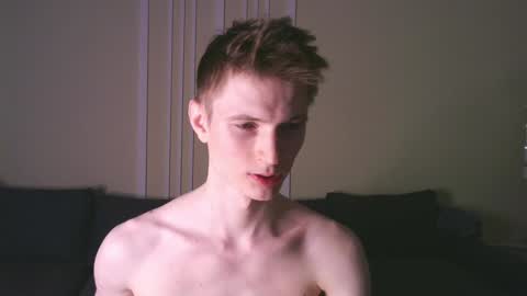 Snapshot of viksons chatting on 01-18-25, 05:15 Max online show from 01-18-25, 05:15