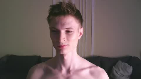 Snapshot of viksons chatting on 09-26-25, 07:18 Max online show from 09-26-25, 07:18