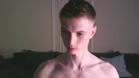 Snapshot of viksons chatting on 10-01-25, 06:36 Max online show from 10-01-25, 06:36