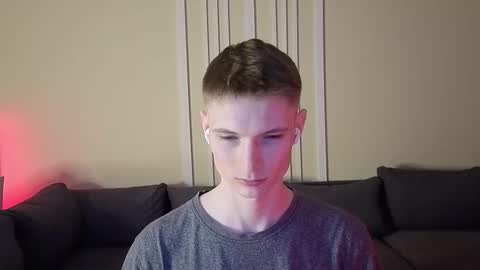 Snapshot of viksons chatting on 02-08-26, 02:09 Max online show from 02-08-26, 02:09