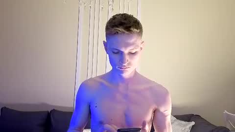 Max online show from 06-11-26, 07:34