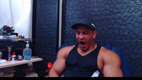 Snapshot of viktorherrera chatting on 01-02-25, 04:02 Viktor Herrera online show from 01-02-25, 04:02
