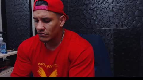 Snapshot of viktorherrera chatting on 01-03-25, 02:21 Viktor Herrera online show from 01-03-25, 02:21