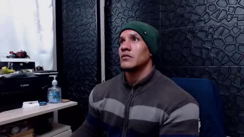 Snapshot of viktorherrera chatting on 02-12-25, 12:16 Viktor Herrera online show from 02-12-25, 12:16