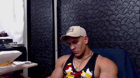 Snapshot of viktorherrera chatting on 03-01-25, 07:15 Viktor Herrera online show from 03-01-25, 07:15