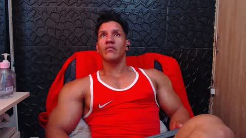 Snapshot of viktorherrera chatting on 01-06-26, 04:00 Viktor Herrera online show from 01-06-26, 04:00