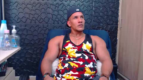 Snapshot of viktorherrera chatting on 02-07-26, 05:27 Viktor Herrera online show from 02-07-26, 05:27