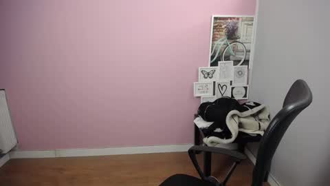 viktoria_lovely online show from 01-18-25, 09:34