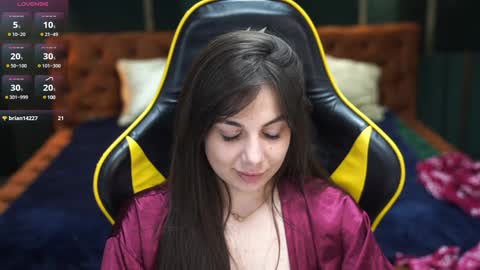 Snapshot of viktoria_storm chatting on 01-13-25, 02:18 Alisa online show from 01-13-25, 02:18