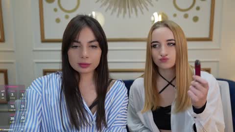 Snapshot of viktoria_storm chatting on 01-19-25, 10:49 Alisa online show from 01-19-25, 10:49