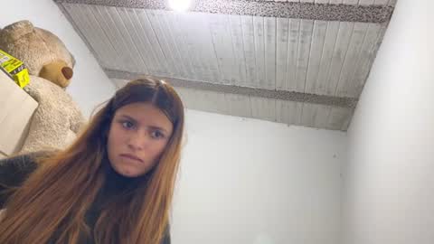 viky_evanss online show from 06-27-26, 02:16