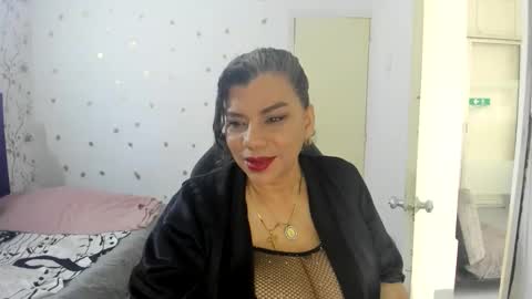 VIKY ADAMS online show from 04-28-26, 12:32