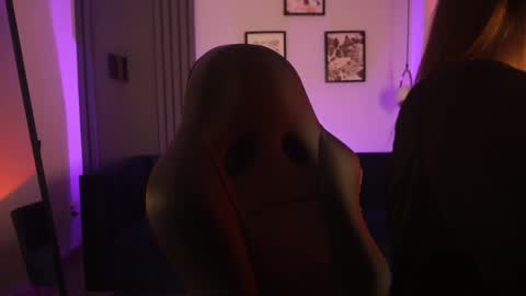 Victoria online show from 04-24-26, 11:51