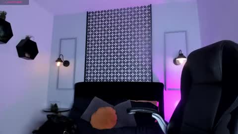 Victoria online show from 05-27-26, 11:35