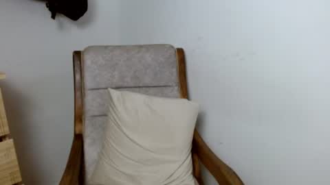 vikysexy28 online show from 06-15-26, 12:57
