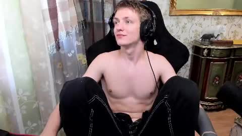Dimoooooon online show from 06-30-26, 03:29