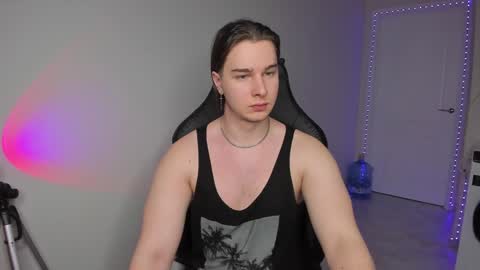 Vincent Strong online show from 01-22-25, 11:01