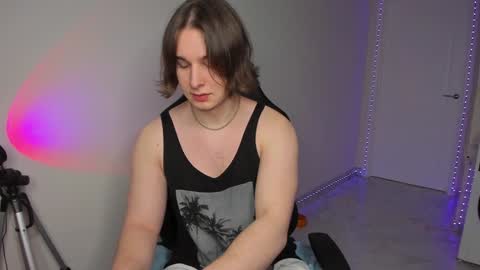 Vincent Strong online show from 01-29-25, 08:08