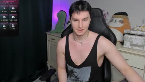 Vincent Strong online show from 12-22-25, 08:00