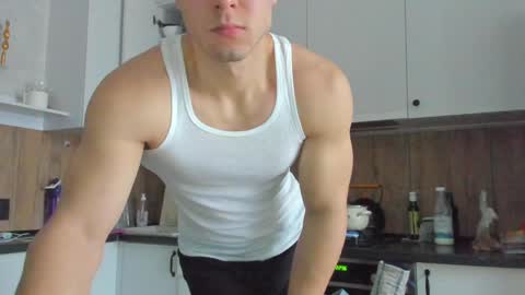 Vincent.  uncut 18cm online show from 01-10-25, 08:40