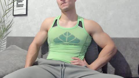 Vincent.  uncut 18cm online show from 01-29-25, 03:15