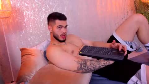 Vincent online show from 09-23-25, 04:26