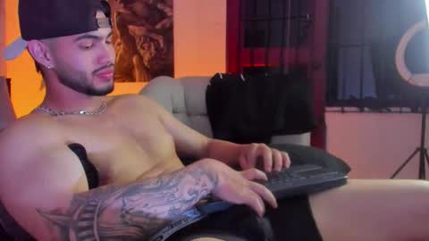 Snapshot of vincentblack_ chatting on 02-03-26, 06:40 Vincent online show from 02-03-26, 06:40