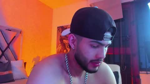 Snapshot of vincentblack_ chatting on 02-06-26, 03:11 Vincent online show from 02-06-26, 03:11